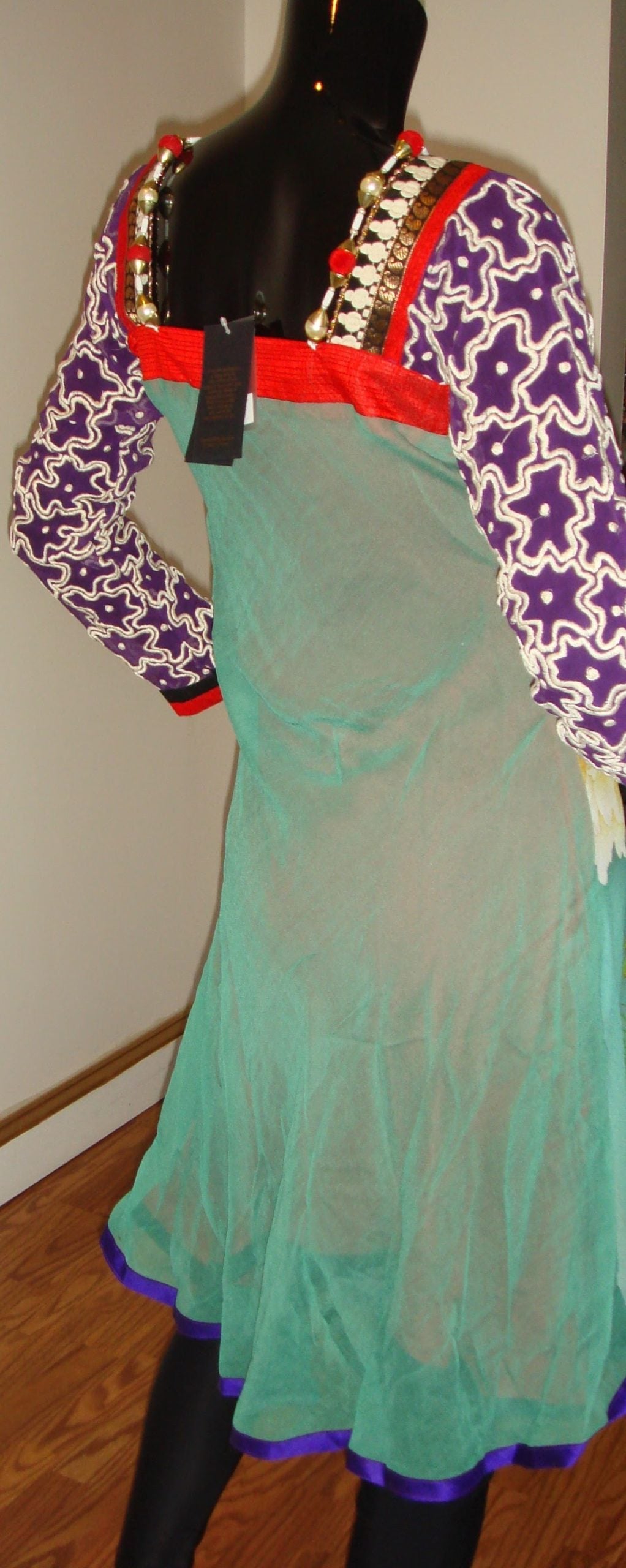 Grab This Beautiful Fancy Kurti Fabricated On GGT Digital Print..