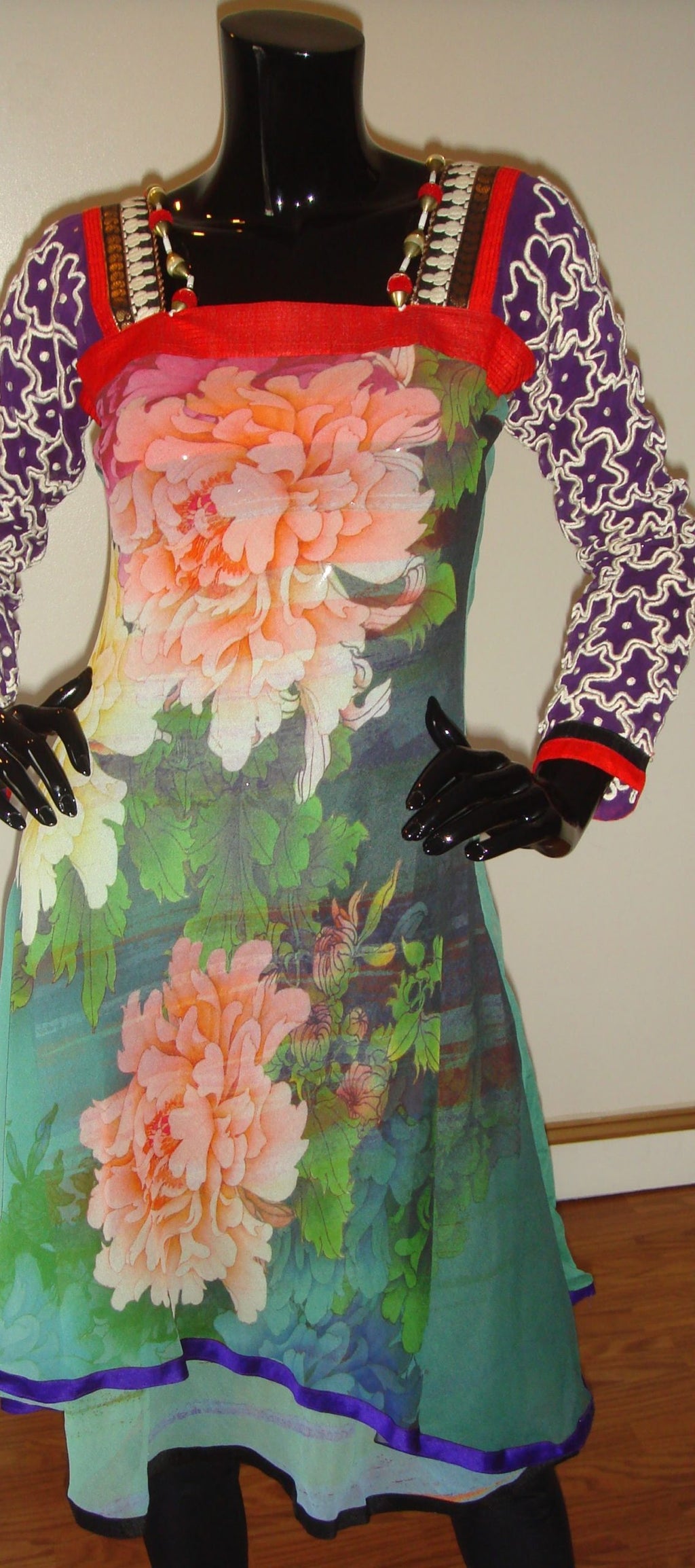 Grab This Beautiful Fancy Kurti Fabricated On GGT Digital Print..