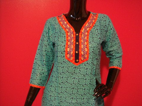 Grab This Beautiful Casual Kurti !!